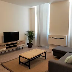 Coeur Vieux Port Equipe Apartment